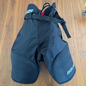 Bauer Lil Sport hockey pants in Youth Large
